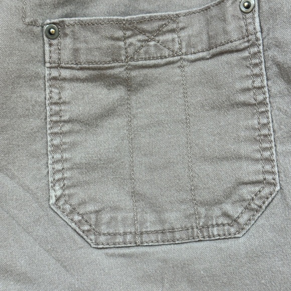 Ron Jon Women's Casual Shorts - Picture 6 of 8